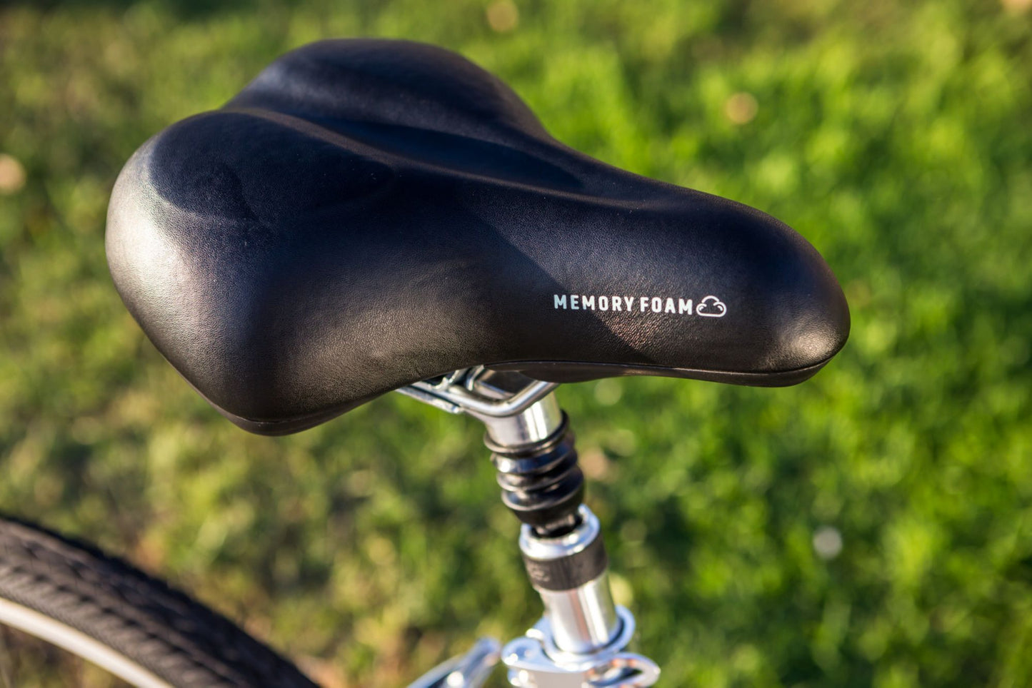 Schwinn Signature Men's Fremont Hybrid Bike
