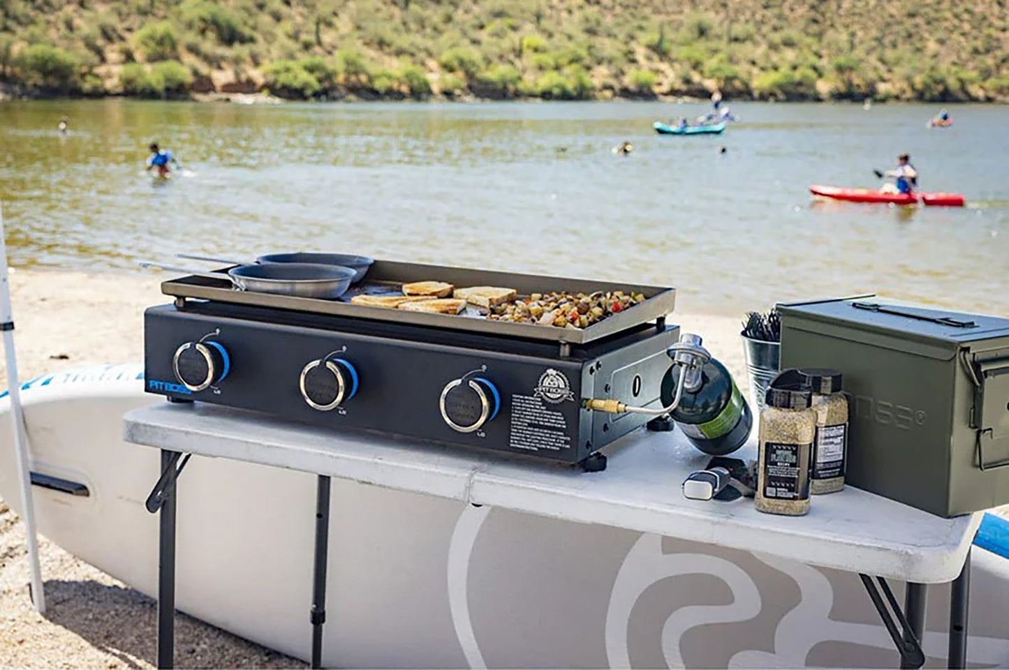 Pit Boss 3-Burner Tabletop Griddle