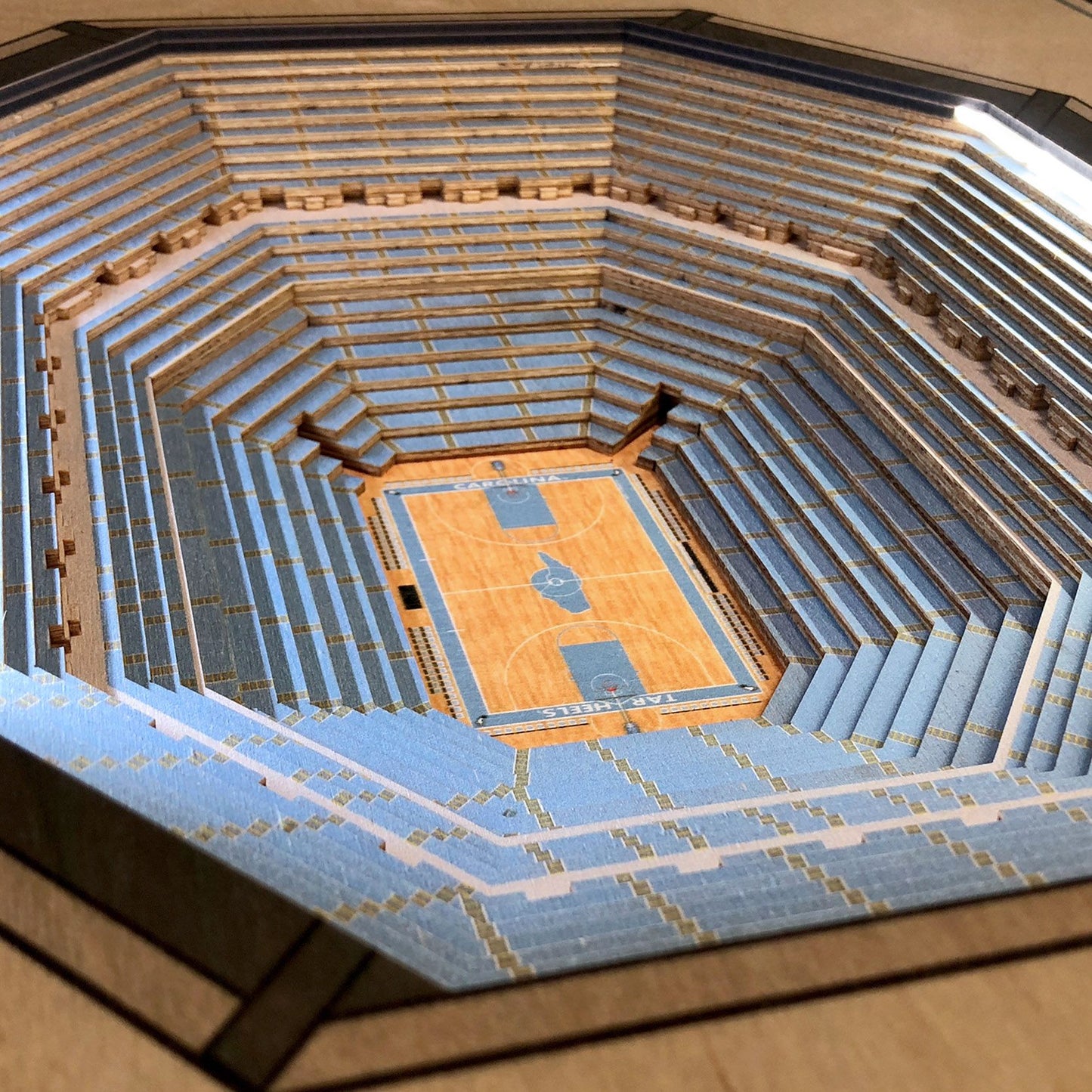 YouTheFan North Carolina Tar Heels 25-Layer StadiumViews Lighted End Table