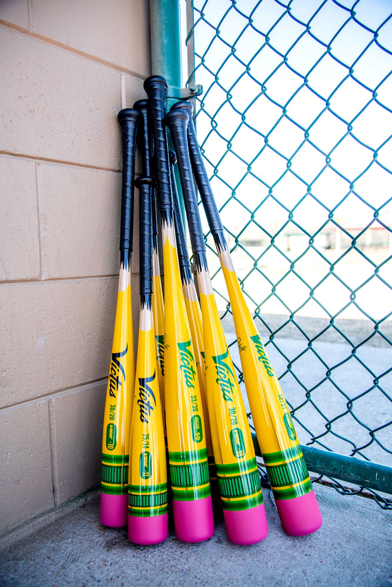 Victus Pencil 2 ¾“ USSSA Jr. Big Barrel Bat (-10)